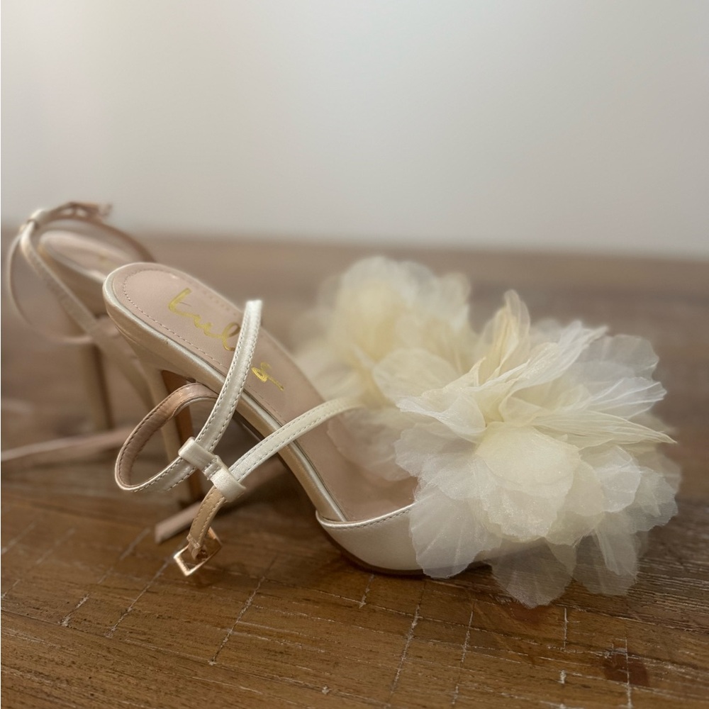 Lulu's Cream Floral Heels - Picture 6 of 8